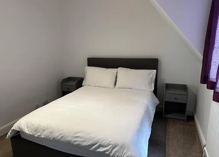 London Luxury Apartment - Finchley Road Retreat