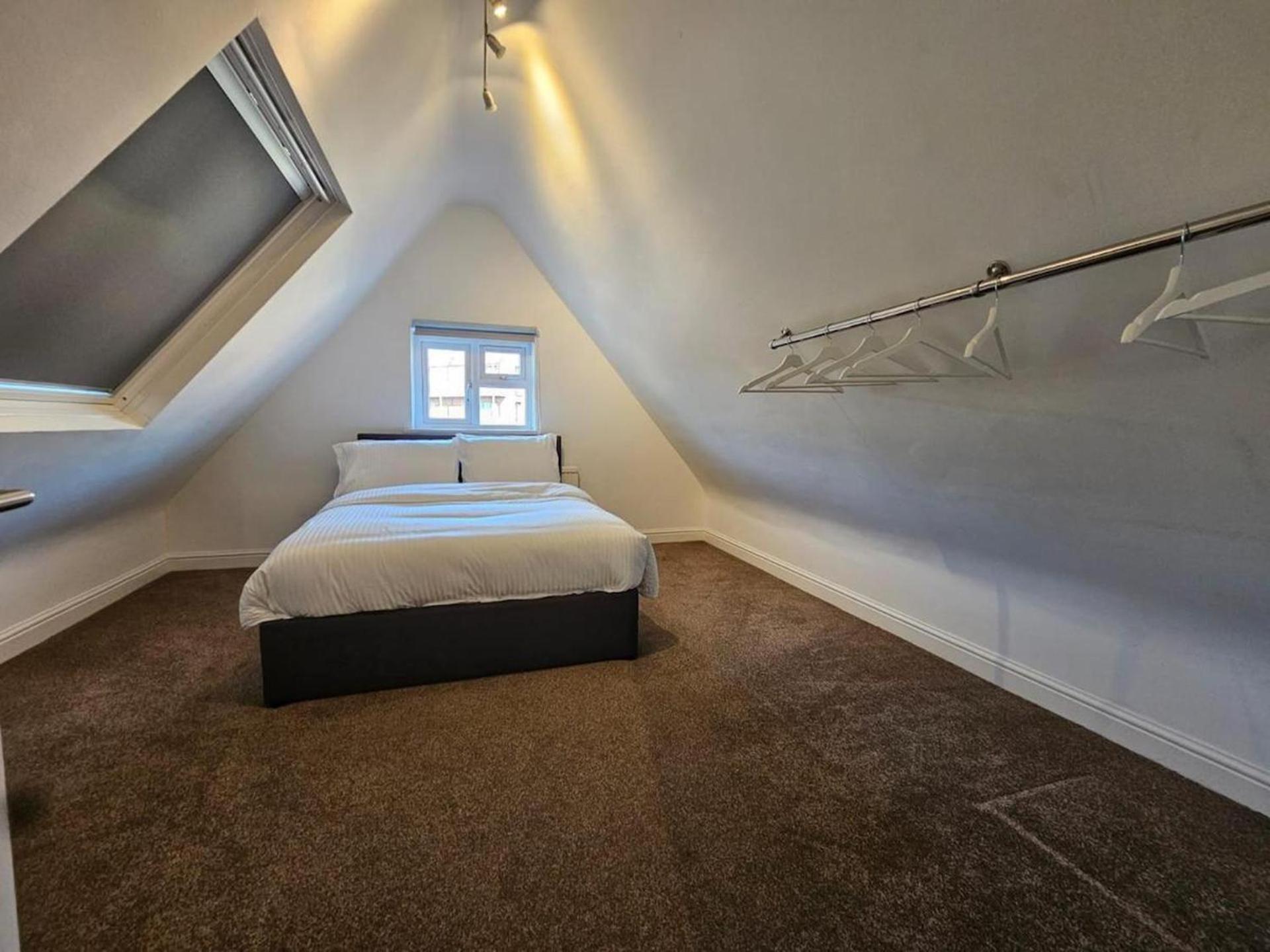 Appartement Luxury - Finchley Road Retreat